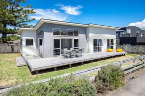 Beach Retreat - Ohope Holiday Home